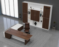 Elegant Executive Desk - Image 2