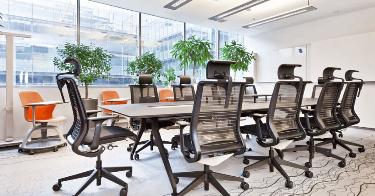 Finding the Perfect Meeting Room Chairs in Dubai