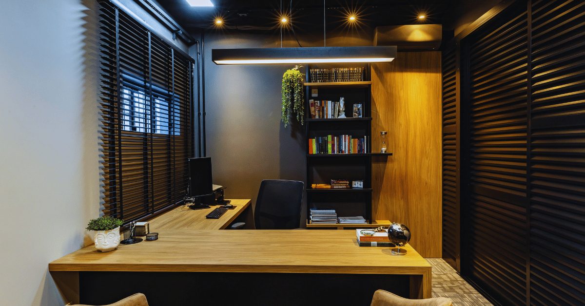 Best Office Furniture in Dubai for 2024: Modern & Ergonomic Designs